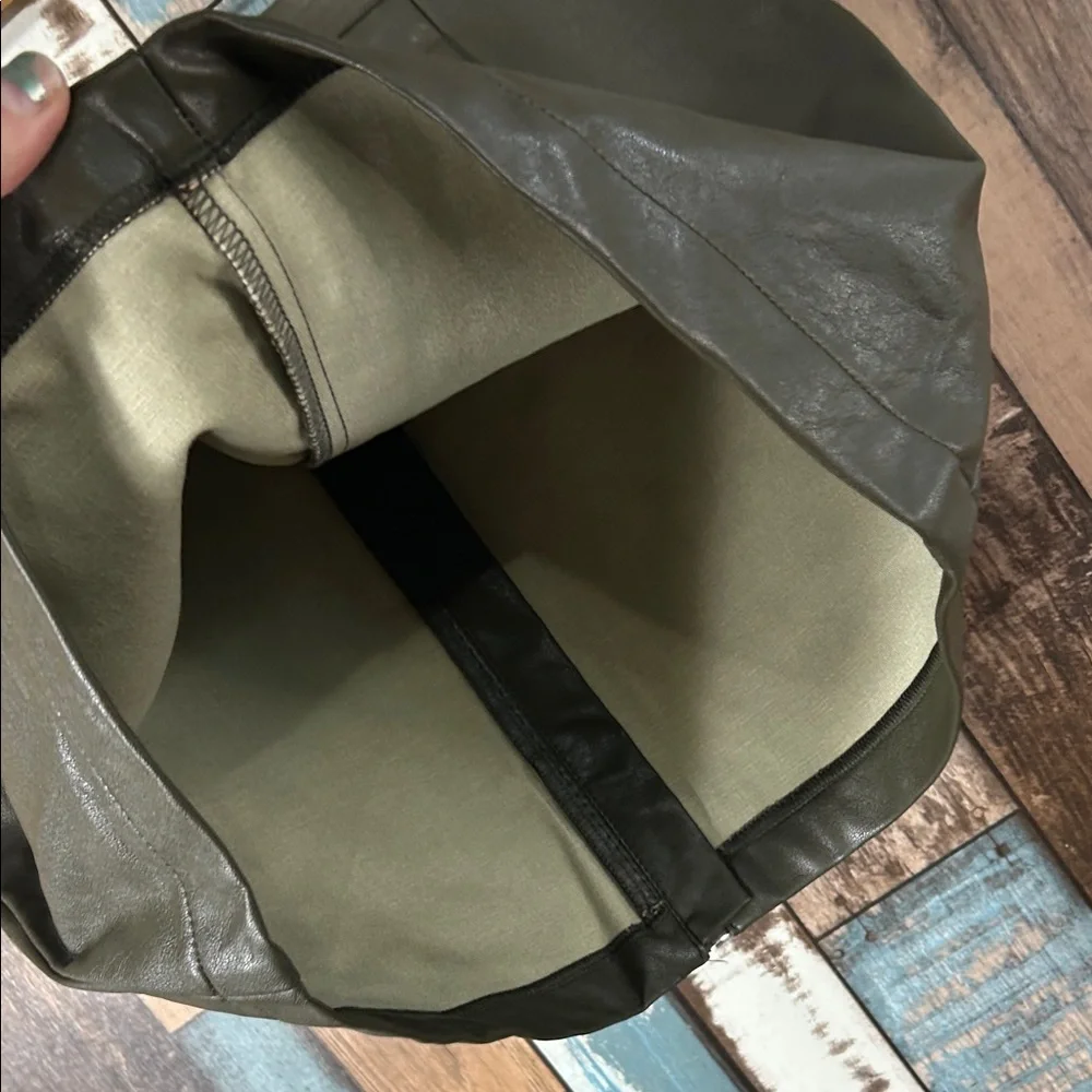 Shinestar Olive Leather Skirt with Zipper - Picture 11 of 11